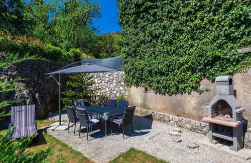 Rukavac Apartment | Awesome apartment in Rukavac with WiFi