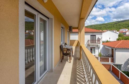 Selce Apartment | Awesome apartment in Selce with WiFi