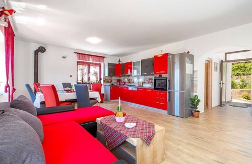 Viskovo Apartment | Awesome apartment in Viskovo with WiFi