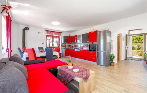 Viskovo Apartment | Awesome Apartment In Viskovo With Wifi