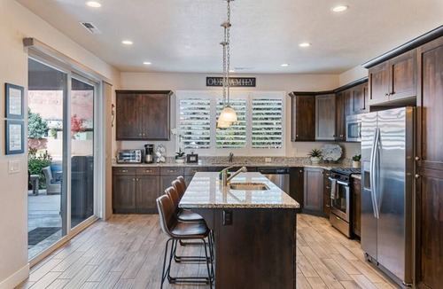 Santa Clara House | Awesome Arcade House: Private Hot Tub, Game Room, Theater!