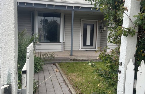 Horsham House | Awesome Central Horsham Home