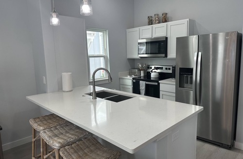 Corpus Christi House | Awesome Family Getaway! READ OUR REVIEWS Beautiful 2/2 bth T/H, 1blk to Beach