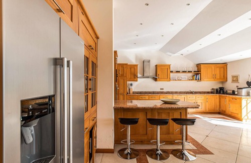 Les Adrets-de-l'Esterel House | Awesome home in Les Adrets-de-l'Estére