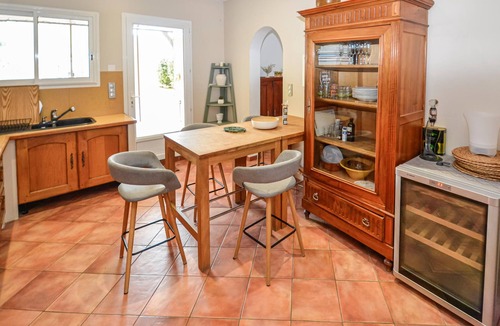 Chateauneuf-de-Gadagne House | Awesome home in Chateuneuf de Gadagne