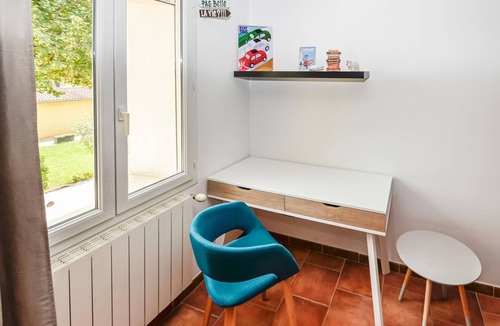 Chateauneuf-de-Gadagne House | Awesome home in Chateuneuf de Gadagne