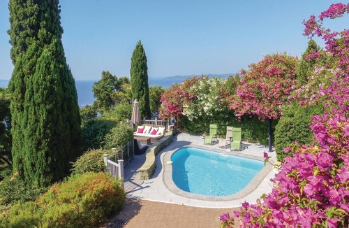 Le Rayol House | Awesome home in Rayol-Canadel-sur-Mer