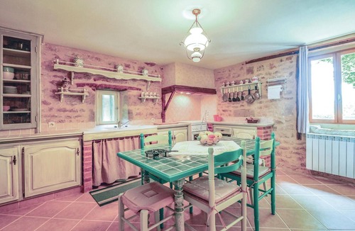 Terrasson-la-Villedieu House | Awesome home in Terrasson-Lavilledieu