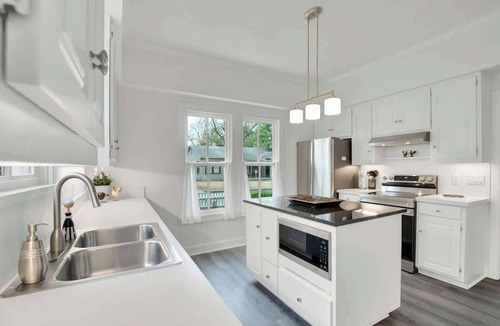 Fredericksburg House | Awesome Haus With Gameroom, 4blks to Center of Town!
