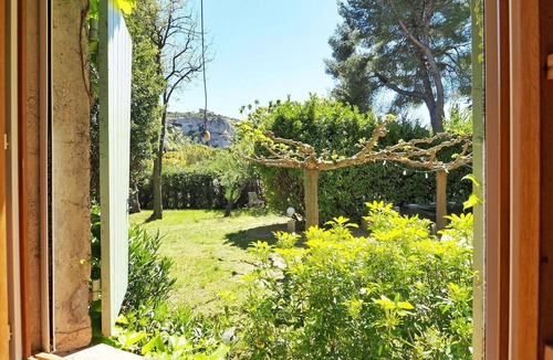 Les Baux-de-Provence House | Awesome home in Les Baux De Provence