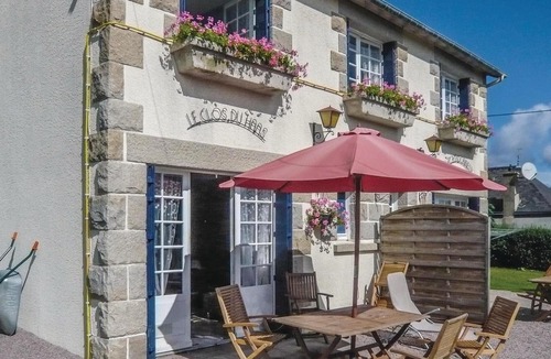 Saint-Cast-le-Guildo House | Awesome home in Saint Cast Le Guildo