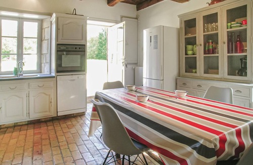 Saint-Maixent-de-Beugne House | Awesome home in St Maixent de Beugné