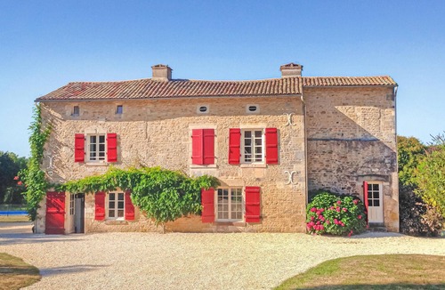 Saint-Maixent-de-Beugne House | Awesome home in St Maixent de Beugné