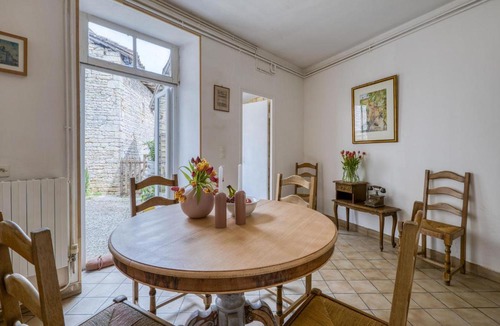 Verteuil-sur-Charente House | Awesome Home In Verteuil-Sur-Charente