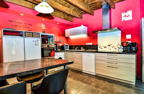 Pont-Saint-Esprit House | Awesome home in Pont-Saint-Esprit