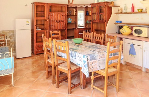 Rochefort-du-Gard House | Awesome home in Rochefort-du-Gard