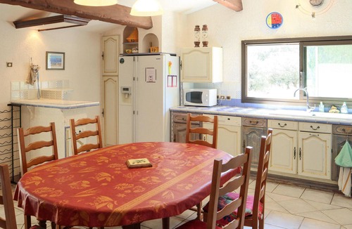 Rochefort-du-Gard House | Awesome home in Rochefort-du-Gard