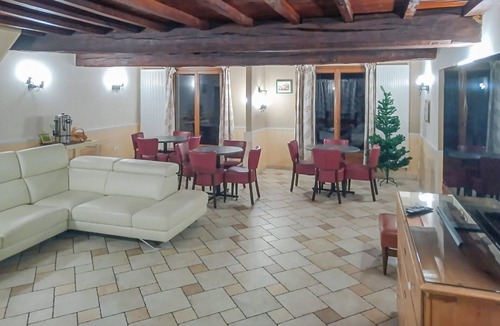 Maubert-Fontaine House | Awesome home in Maubert-Fontaine with sauna