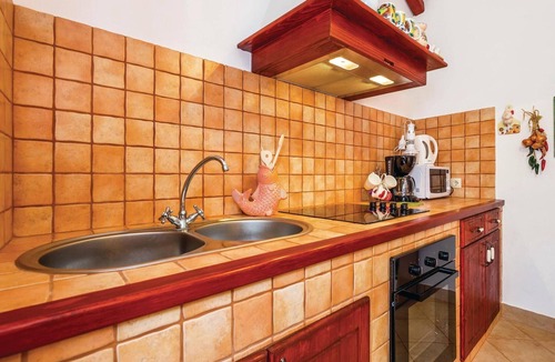 Moscenicka Draga House | Awesome home in Moscenicka draga
