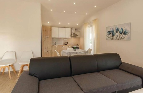 Sveti Petar House | Awesome home in Sv. Petar Na Morv