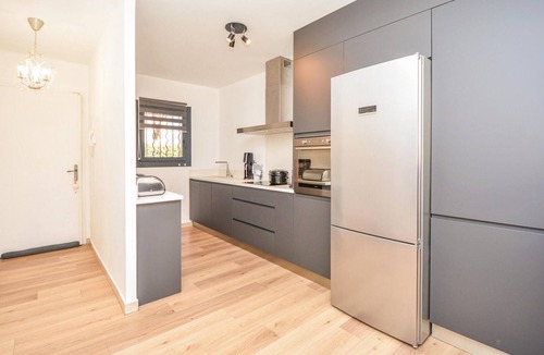 Aigues-Mortes House | Awesome home in Aigues-Mortes