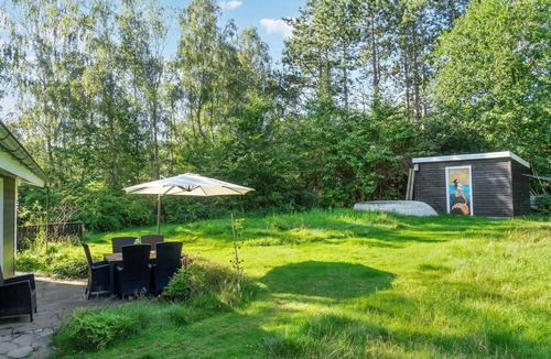 Allingabro House | Awesome home in Allingåbro with kitchen