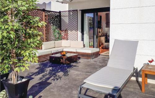 Arroyomolinos House | Awesome Home In Arroyomolinos