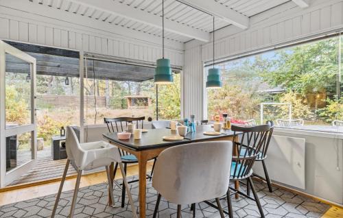 Hoeve Strand House | Awesome Home In Asnæs With Wifi