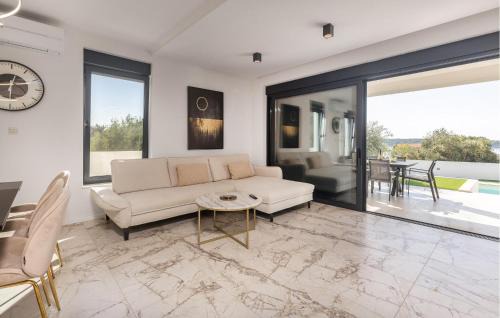 Banjol House | Awesome Home In Banjol