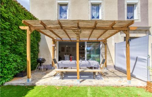 Baraqueville House | Awesome Home In Baraqueville With Wifi