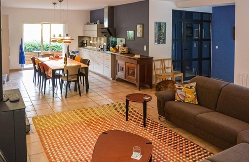 Berlou House | Awesome home in Berlou