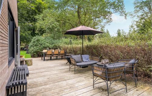 Bjerringbro House | Awesome Home In Bjerringbro With Wifi
