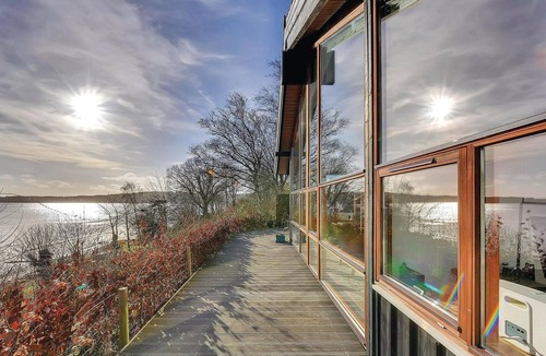 Bjert House | Awesome home in Bjert