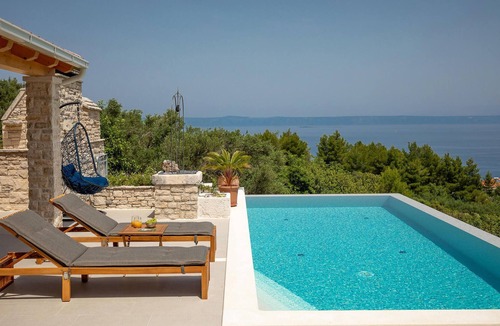Prigradica House | Awesome home in Blato
