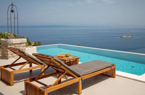 Prigradica House | Awesome home in Blato