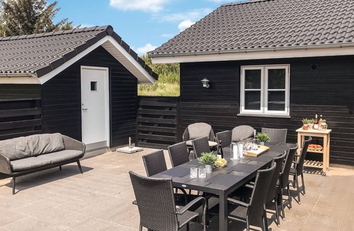 Ho House | Awesome home in Blåvand with sauna