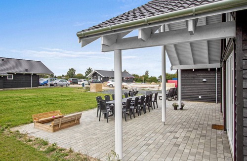 Skastrup House | Awesome home in Bogense with kitchen