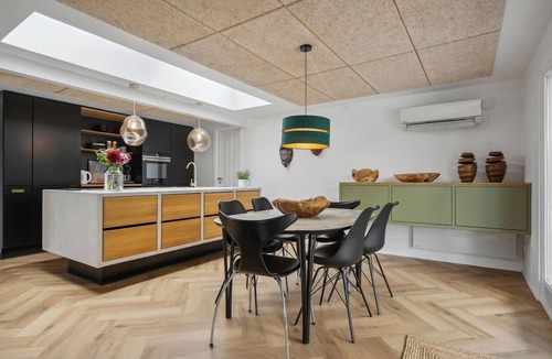 Hvidbjerg Strand House | Awesome home in Børkop with WiFi