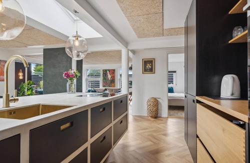 Hvidbjerg Strand House | Awesome home in Børkop with WiFi