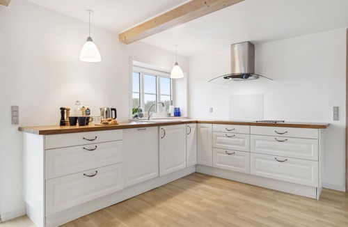 Ballum House | Awesome home in Bredebro with WiFi