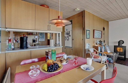 Brunsnaes House | Awesome home in Broager with WiFi