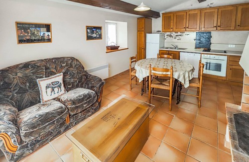 Cabrerolles House | Awesome home in Cabrerolles