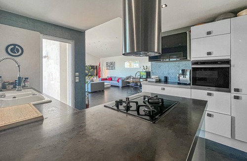 Caveirac House | Awesome home in Caveirac