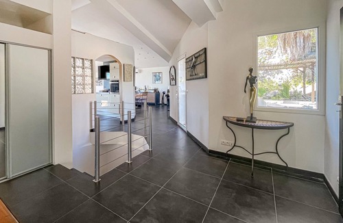 Caveirac House | Awesome home in Caveirac