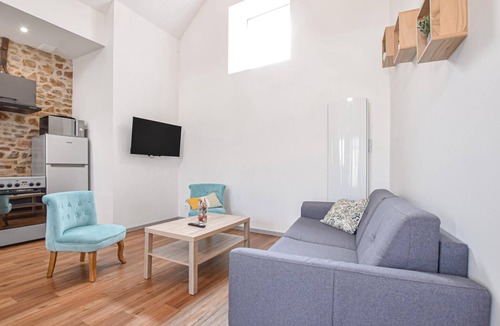 Creances House | Awesome home in CREANCES with WiFi