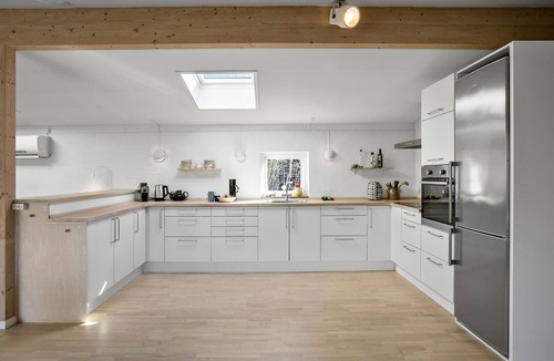 Dronningmolle House | Awesome home in Dronningmølle with WiFi