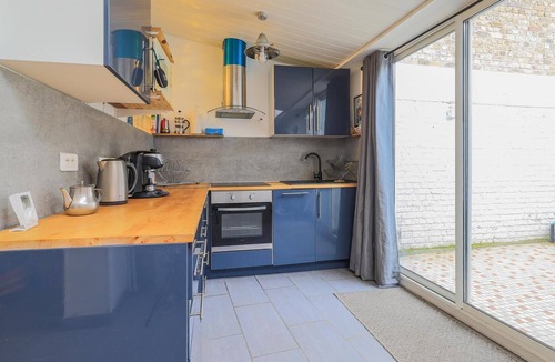 Rosendael House | Awesome home in Dunkerque with WiFi