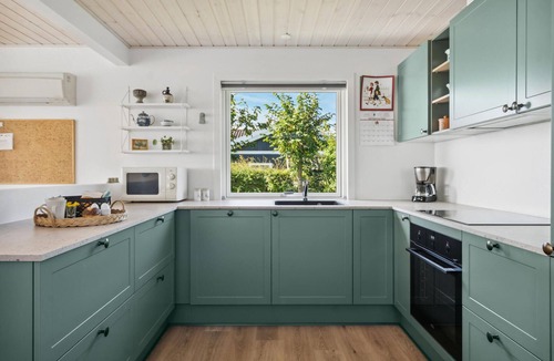 Helnæs By House | Awesome home in Ebberup with kitchen