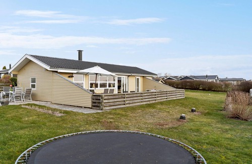 Helnæs By House | Awesome home in Ebberup with WiFi