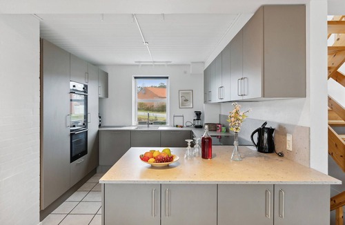Vibæk Strand House | Awesome home in Ebeltoft with sauna